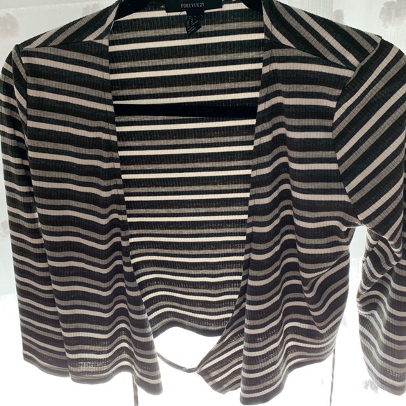 Shirt - Picture 2 of 3